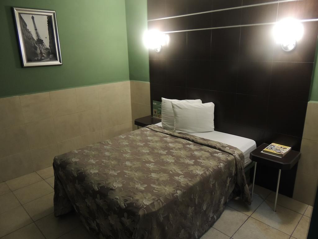Hotel Metropolitano Тампико Номер фото